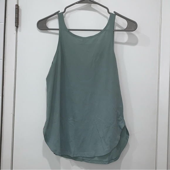 DONATED next level apparel tank top size small - Picture 4 of 4